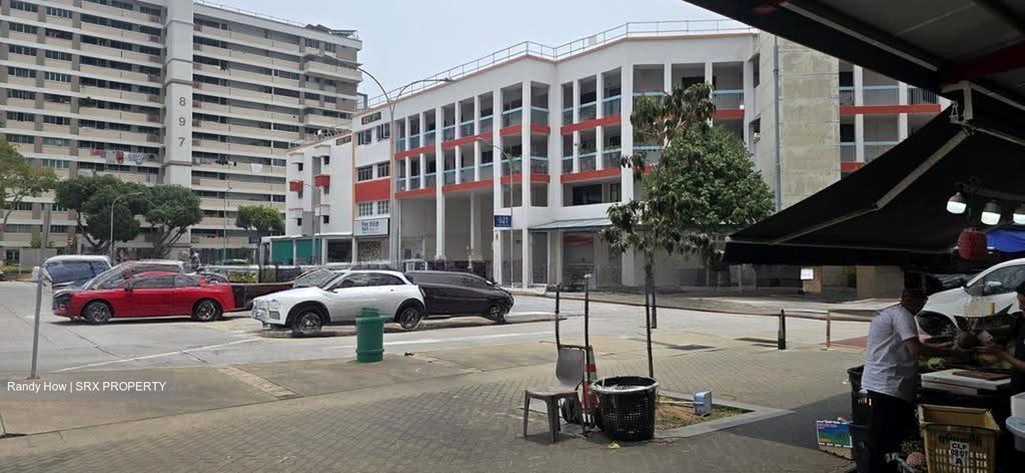 Tampines Street 81 (D18), Shop House #618926941